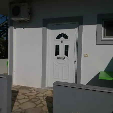 Apartment Isufi