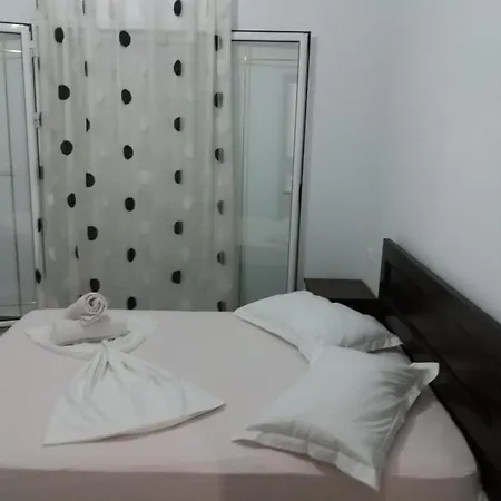 Apartment Isufi